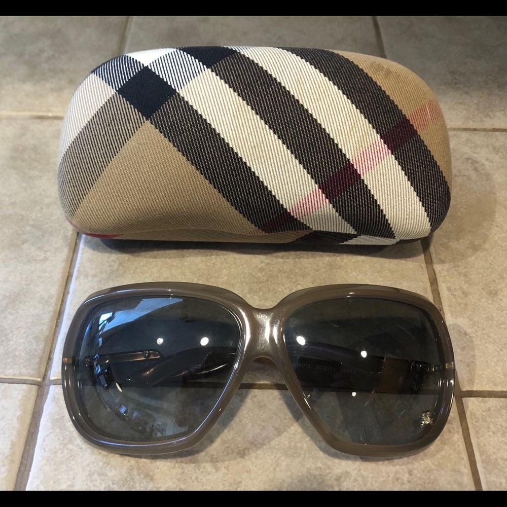 Burberry Sunglasses B 4013 3012/11